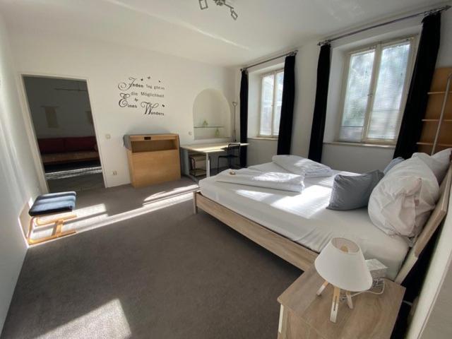 Ferienwohnung Am Franziskanergarten Bad Tölz Habitación foto
